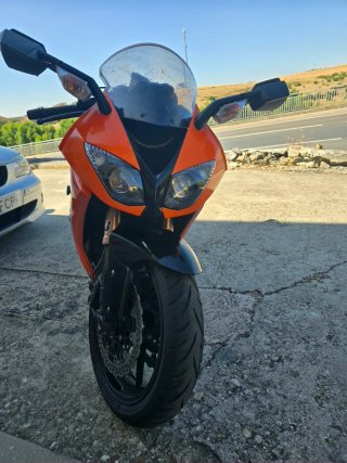 Kawasaki ZX10R AÑO 2010