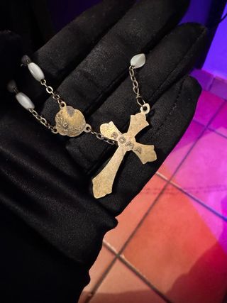 Croce vintage con perline Roma