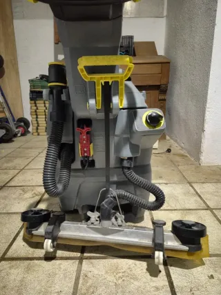 Fregadora Karcher BD 43/25 C Profesional