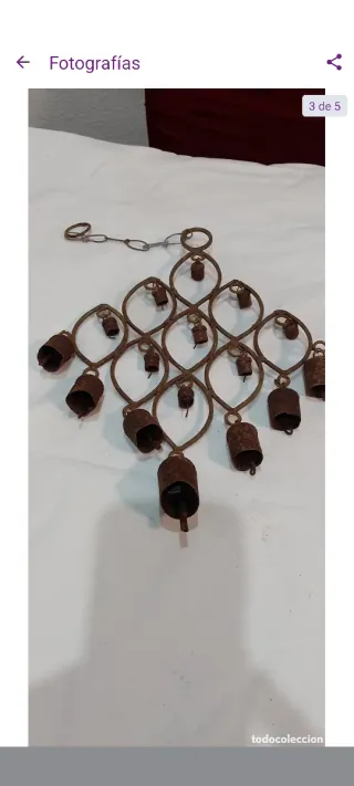 Colgador llamador antiguo con cencerros de forja