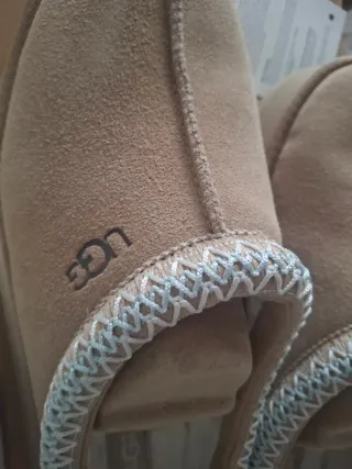 UGG Tazz II Sand