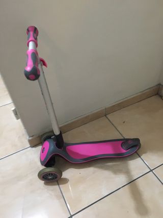 Patinete infantil Globber rosa