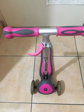 Patinete infantil Globber rosa