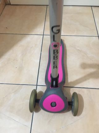 Patinete infantil Globber rosa
