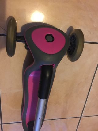 Patinete infantil Globber rosa