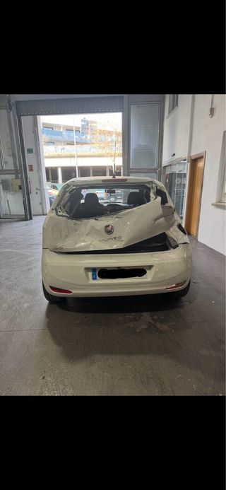 FIAT Punto 1.2 Easy S&S 2015 69cv