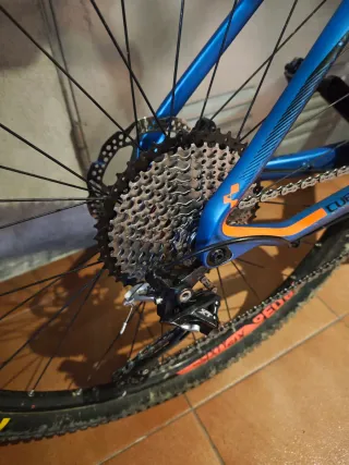 Bicicleta Cube Reaction GTC Pro 29