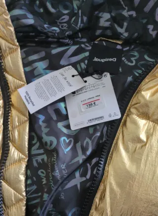 Abrigo dorado Desigual Talla L