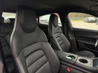 Porsche Taycan 530CV 2021