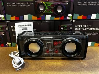 Altavoz Bluetooth Portátil 5.3 RGB V8 Dual 13.6W
