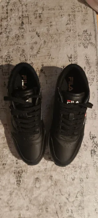 Scarpe Fila Orbit nere, messe 1 volta