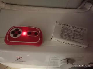 Macchina elettrica rosa usata pochissimo