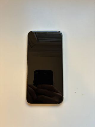 iPhone XR Negro/Blanco