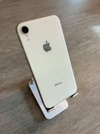 iPhone XR Negro/Blanco