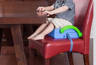 2 Seggioloni Elevabili da Viaggio per Bambini