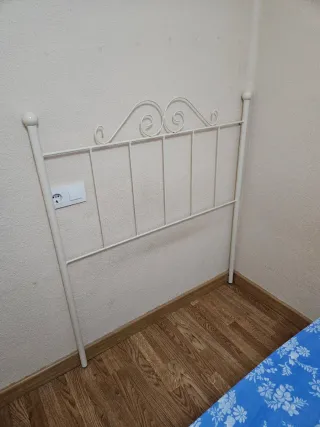 3Cabeceros de forja azul y dorado