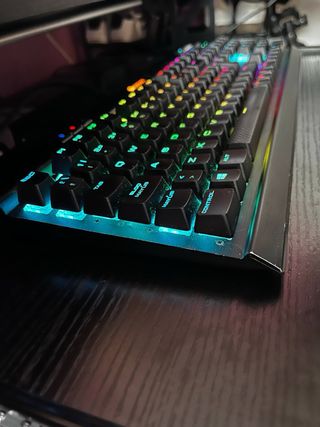 Teclado Mecánico Corsair K70 RGB PRO