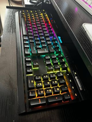 Teclado Mecánico Corsair K70 RGB PRO