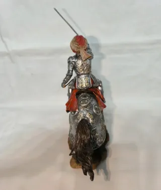 Figura Veronese Caballero Medieval a Caballo