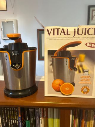 Exprimidor Eléctrico Vital Juice 85W