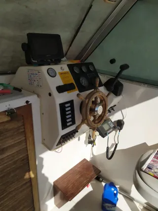 Barco Barcos 680 asta 12mi