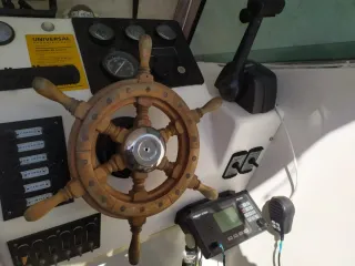 Barco Barcos 680 asta 12mi