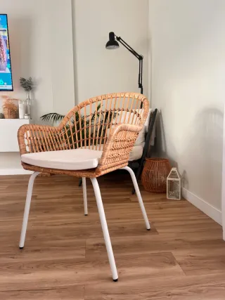 Pack de 4 Sillas Ratán NILSONE Metal Blanco