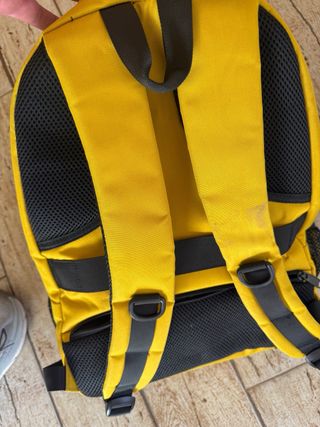 Mochila Samsonite Amarilla