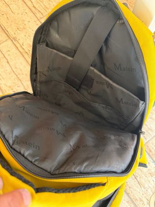 Mochila Samsonite Amarilla