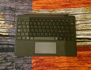 Tastiera Microsoft Surface Pro Type Cover