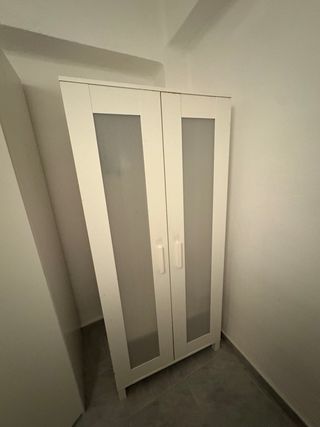 Dos armario, buen estado , ikea una comoda grande