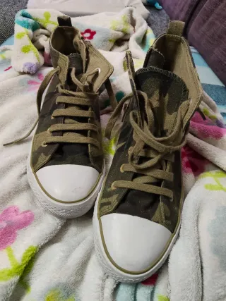 Zapatillas altas camuflaje talla 39