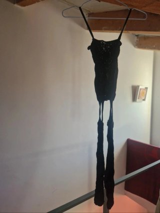 Body de encaje con medias