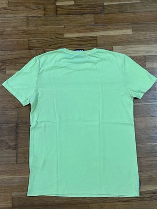 Camiseta Superdry amarilla con rayas