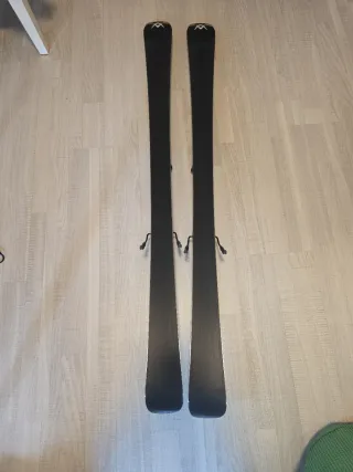 Esquís Volkl P60 SC Racing 135cm con funda y palos