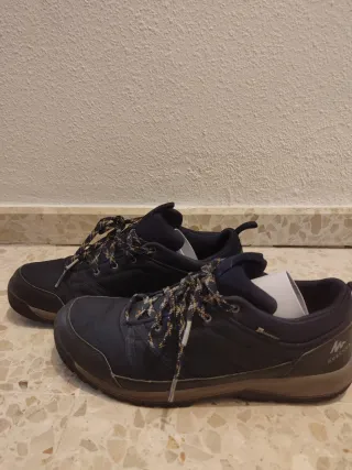 Zapatillas de montaña azul oscuro talla 47