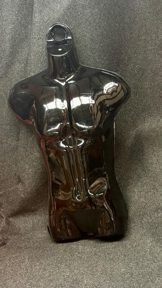 Busto maniquí plástico negro