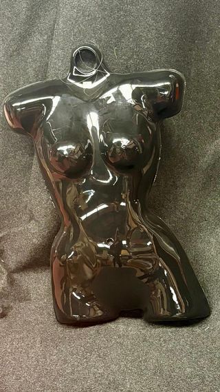 Busto maniquí plástico negro