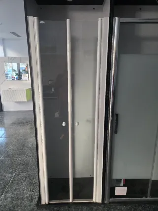 Mampara Salgar exposición liquidación