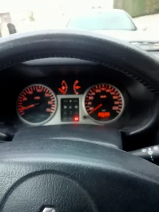 Renault Clio 2003