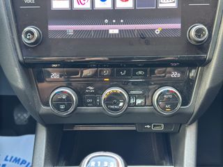 SKODA Octavia Combi 1.6 TDI CR 85KW 115CV Ambition