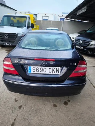 Mercedes-Benz  CLK 2004