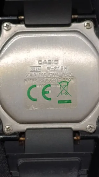 Reloj Casio Digital W-215H Negro