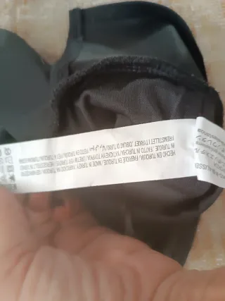 Top asimétrico negro Stradivarius Talla S