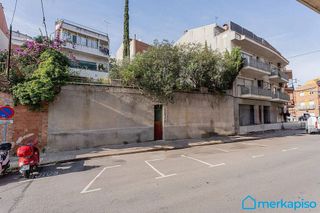 Terreno en venta en El Raval - Safaretjos en Santa Coloma de Gramanet