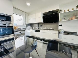 Piso en venta en Empuriabrava en Castelló d´Empúries