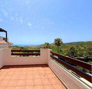 Piso en venta en Puerto de la Duquesa en Manilva