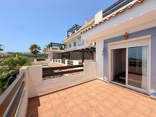 Piso en venta en Puerto de la Duquesa en Manilva