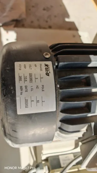 Aspirador industrial serrín/polvo