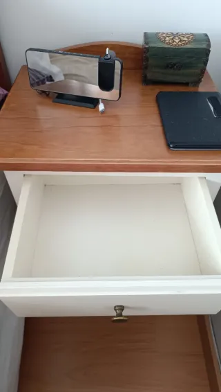 2 Mesitas de noche madera y cristal